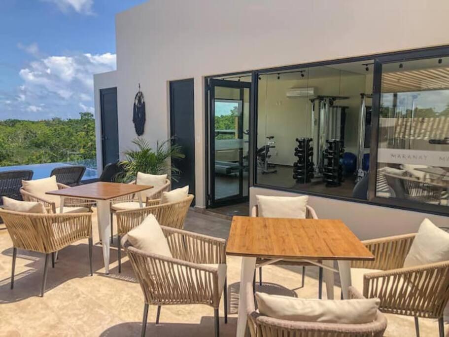 Suit Next To The Common Top Roof Exclusive Building Kingsize Bed 2 Super Pools, Gym, Grill Tulum Exterior foto
