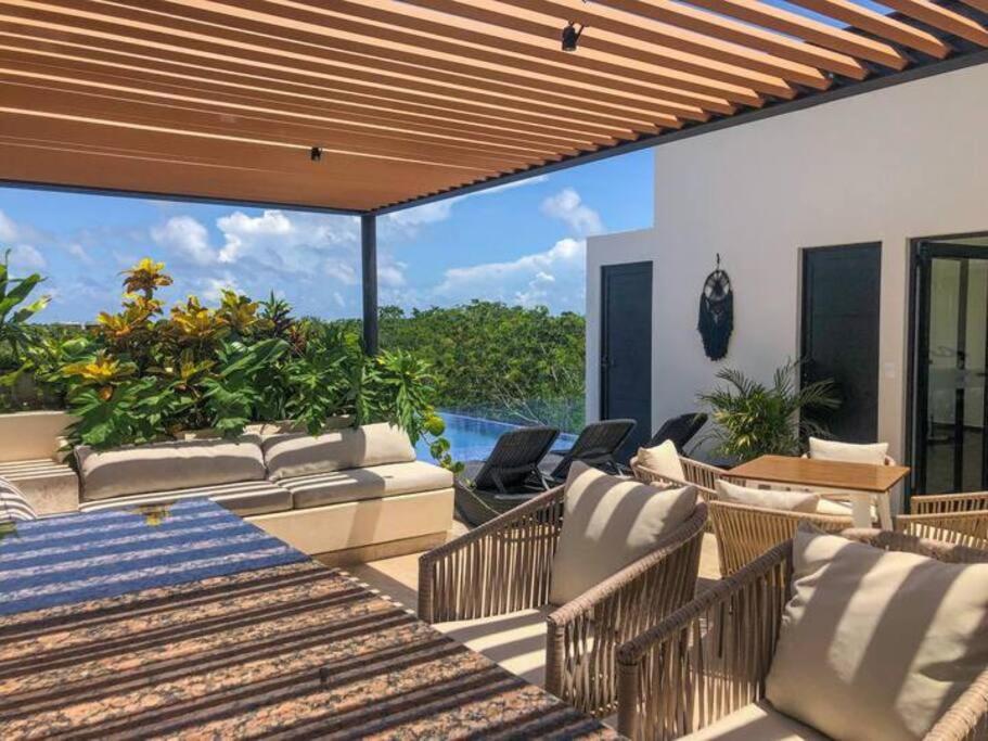 Suit Next To The Common Top Roof Exclusive Building Kingsize Bed 2 Super Pools, Gym, Grill Tulum Exterior foto