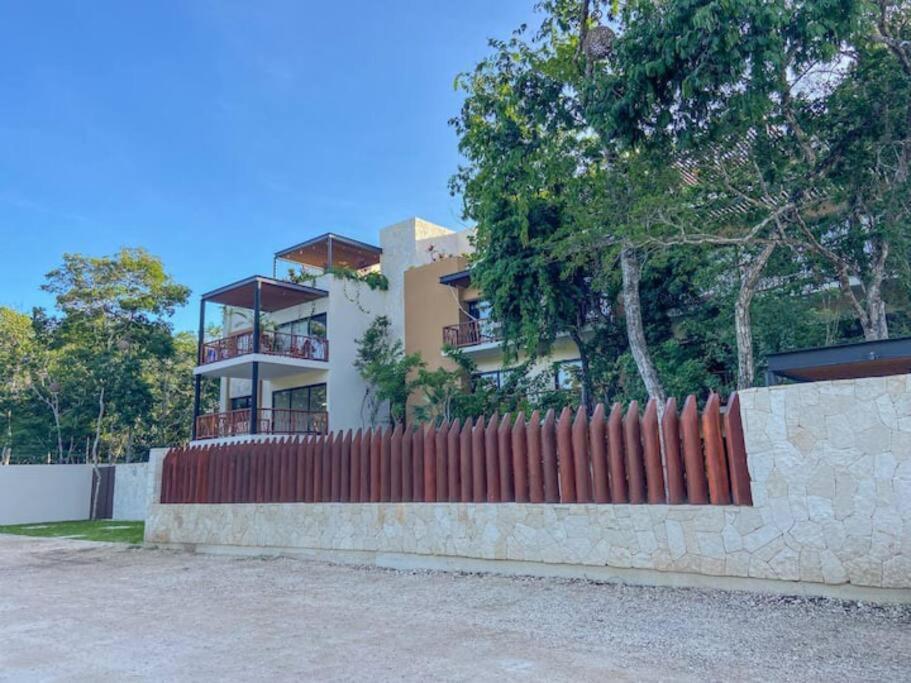 Suit Next To The Common Top Roof Exclusive Building Kingsize Bed 2 Super Pools, Gym, Grill Tulum Exterior foto