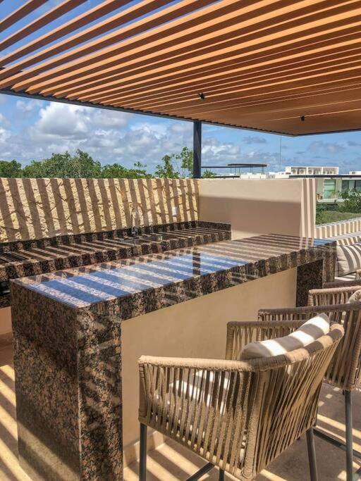 Suit Next To The Common Top Roof Exclusive Building Kingsize Bed 2 Super Pools, Gym, Grill Tulum Exterior foto